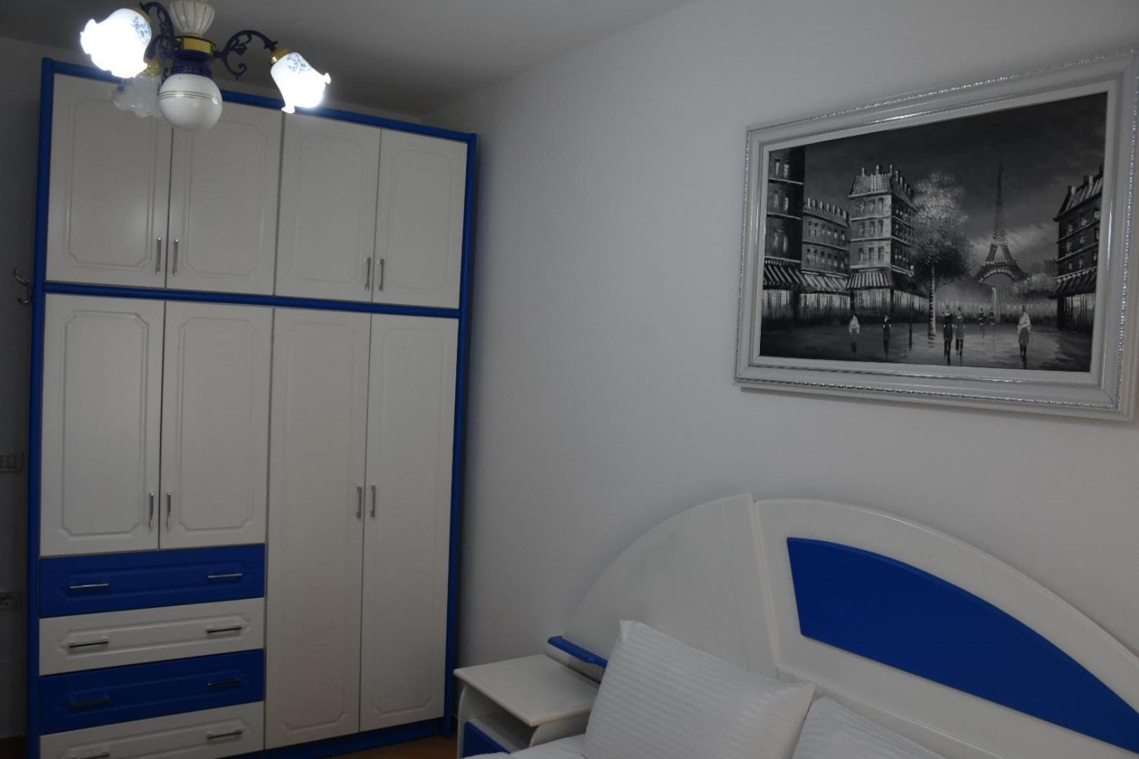 Leo Apartment Пермет Екстер'єр фото