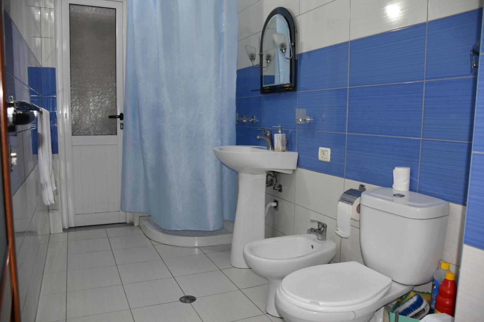 Leo Apartment Пермет Екстер'єр фото