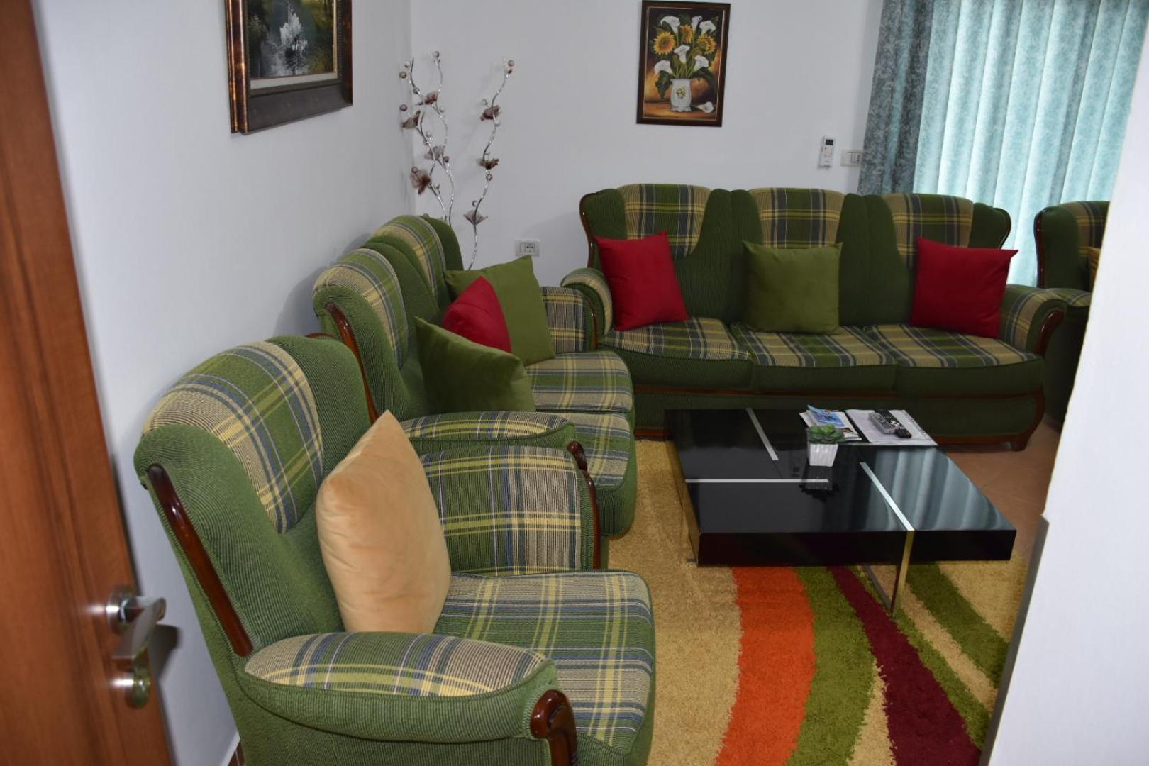 Leo Apartment Пермет Екстер'єр фото
